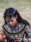 抗战大戏《烽烟尽处》杀青，郭子千变身蒙古女王爷