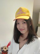张梓琳最新自拍照曝光 皮肤白皙少女感满分