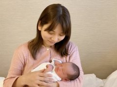 <b>AKB48旧队友高城亚树升级当妈 顺利诞下男婴</b>