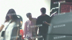 <b>曹炳琨恋情疑似曝光 网友纷纷表示祝福</b>