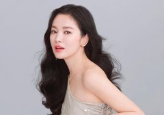 <b>宋慧乔暂居纽约治疗情伤 中秋也不回韩国</b>