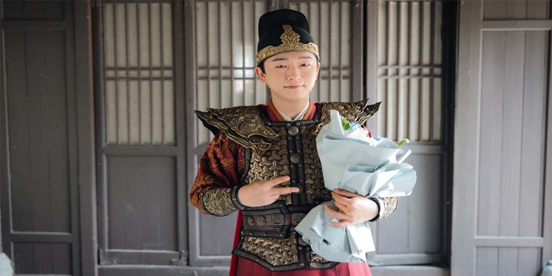 王子腾新剧《宁安如梦》横店杀青 首度挑战反派武将角色引期待