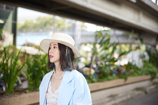 白安新歌《不够特别的我不要》玩摇滚 为MV够“特别”申请吊威
