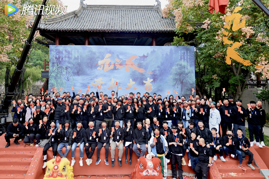 <b>《九义人》近日开机，吴倩、李佳航江湖聚首开启复仇局</b>