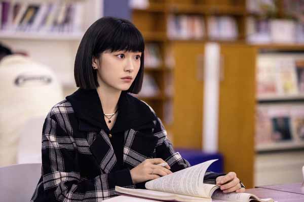 <b>杨肸子《很想很想你》高甜收官 元气少女暖冬治愈时</b>