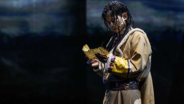 张杰时隔三年再次出演《曾经如是》，跨界演绎
