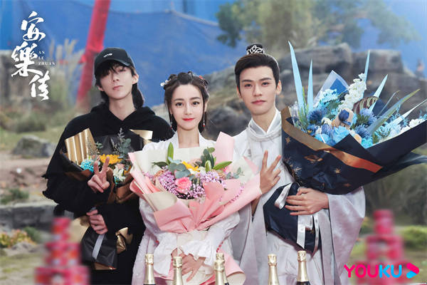 《安乐传》曝杀青特辑 迪丽热巴龚俊首搭演绎倾世虐恋(图2) 《安乐传》曝杀青特辑 迪丽热巴龚俊首搭演绎倾世虐恋(图2)