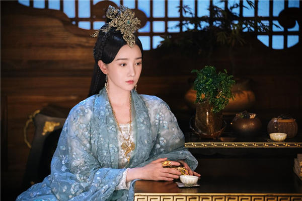 陈小纭《斛珠夫人》正在热播 缇兰难逃宿命反转不停(图2) 陈小纭《斛珠夫人》正在热播 缇兰难逃宿命反转不停(图2)